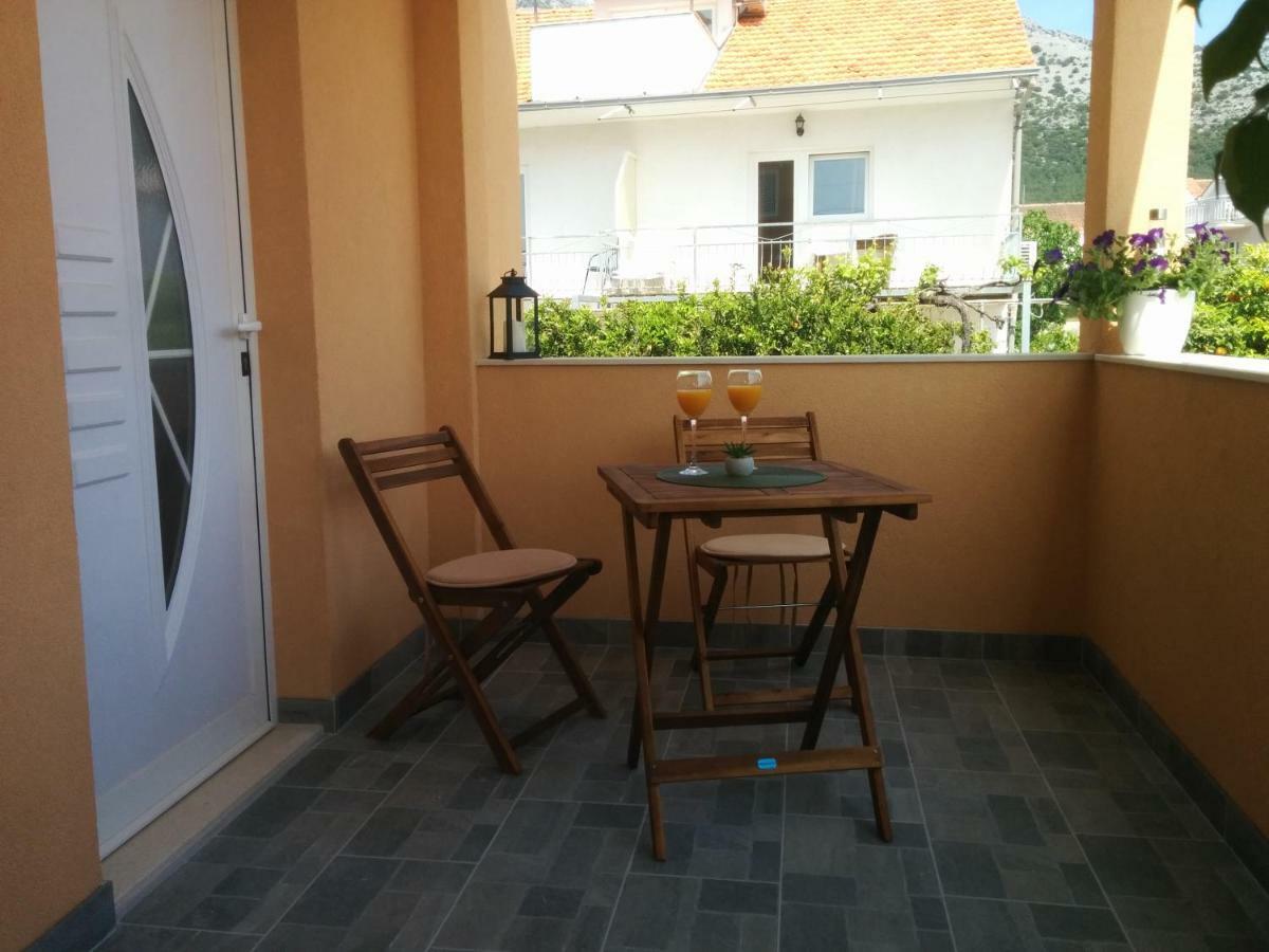 אורביץ Apartments Koval מראה חיצוני תמונה